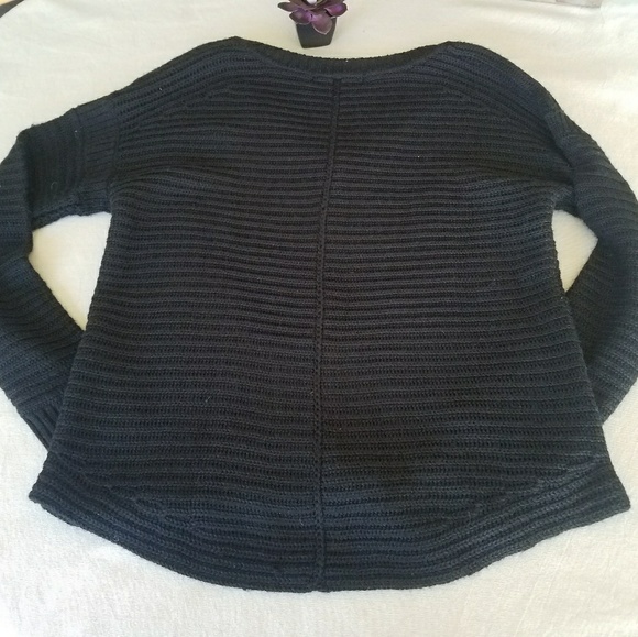 Sam Edelman black v neck sweater - Picture 5 of 7